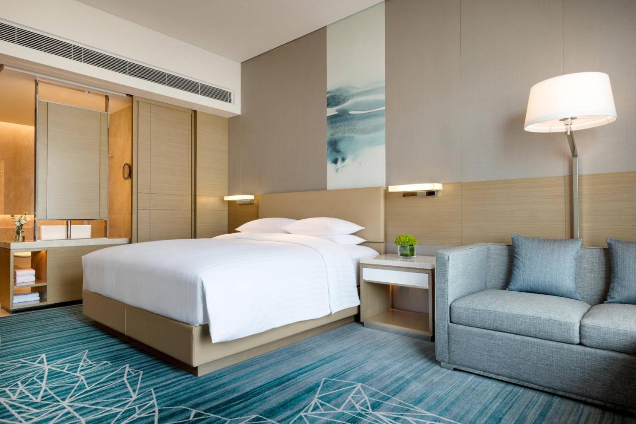 Courtyard By Marriott Shunde Longjiang, Near Furniture Fair Hotel Екстериор снимка